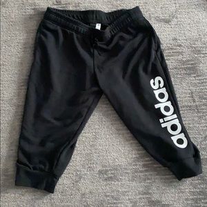 Adidas 3/4 length cropped sweat pants